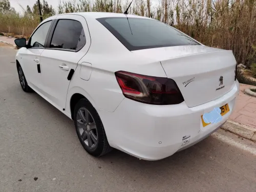 Peugeot 301 2015 pack luxe 