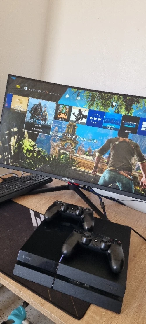 PlayStation 4 v 11.0 flashé avec 2 manette original