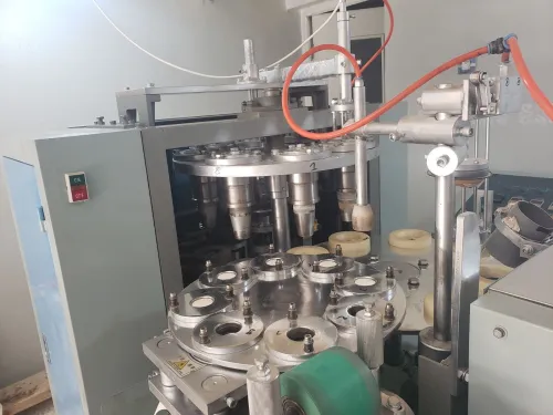Machine de fabrication de gobelet
