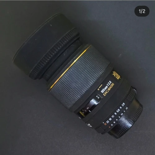 Nikon Sigma 105mm f/2.8 EX DG Macro