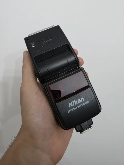 Nikon SB-600