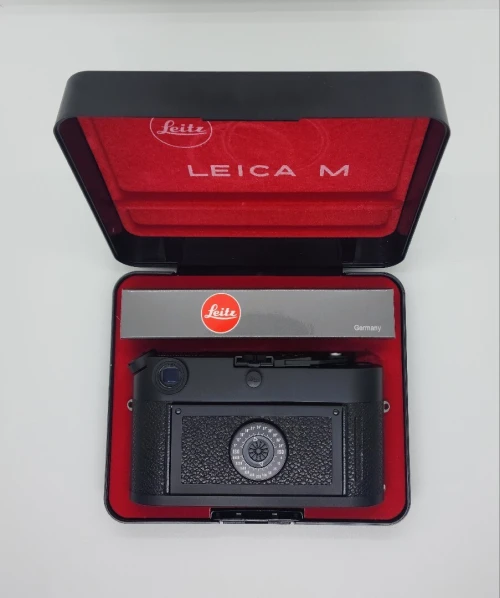 Leica M6 [model 2023]