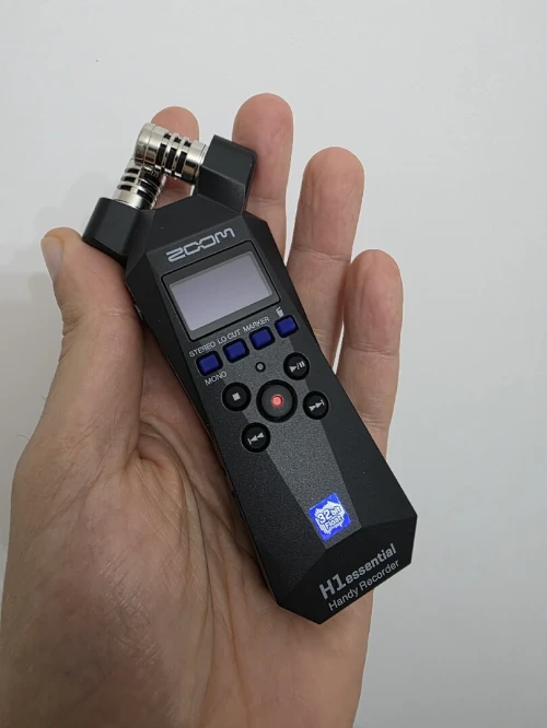 Enregistreur 2 pistes Zoom H1essential