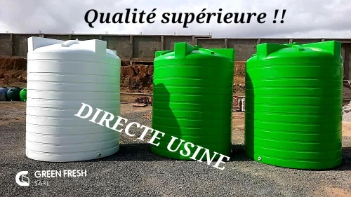 Citerne d'eau en plastique