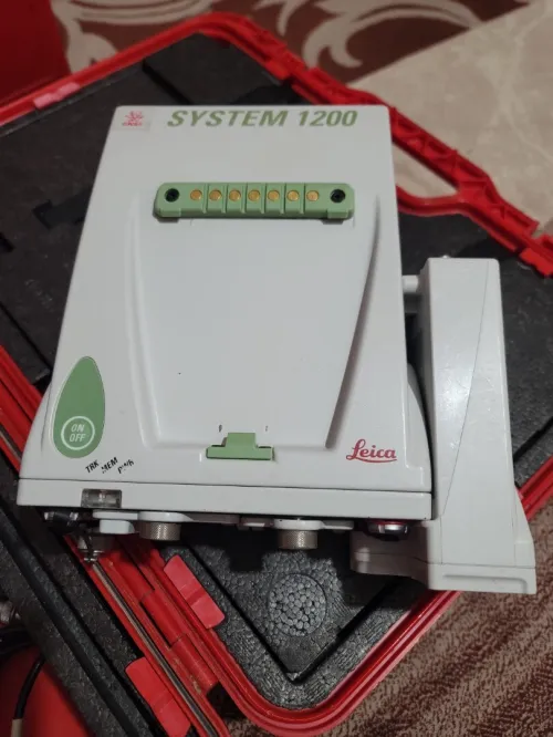 GPS Leica System 1200 GNSS