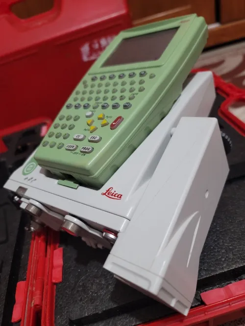 GPS Leica System 1200 GNSS