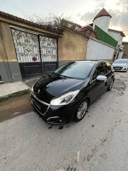 Peugeot 208 2019 Allure Facelift