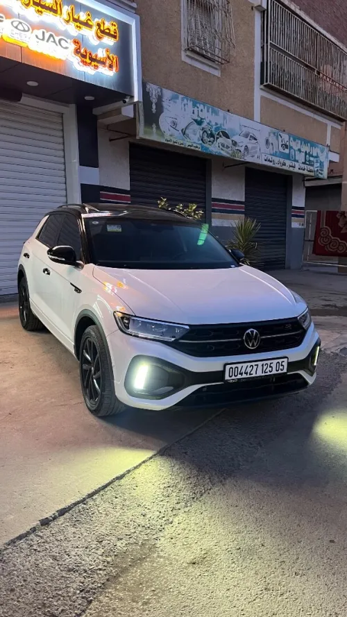 Volkswagen T-Roc 2025 Rlien kit blak + sono