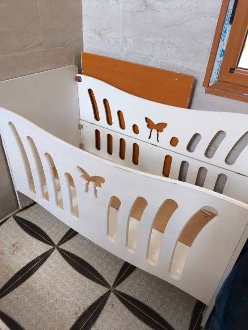 Pack Lit bébé neuf,siège Auto, poussette chicho
