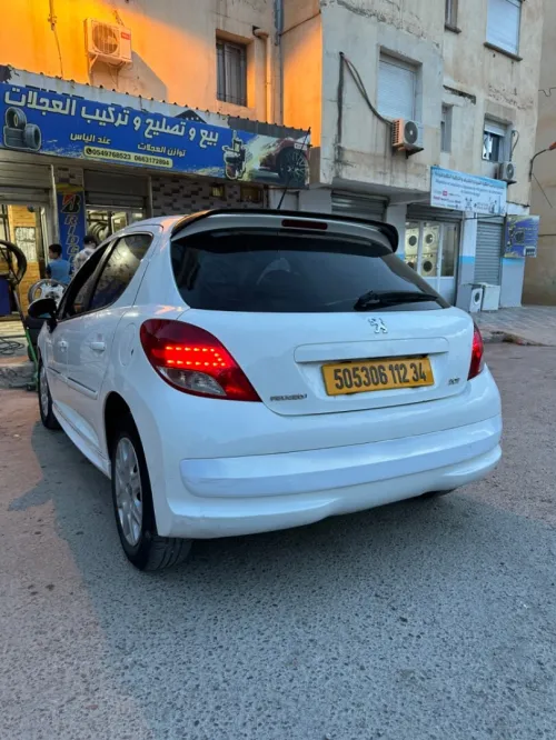 Peugeot 207 plus 2012 