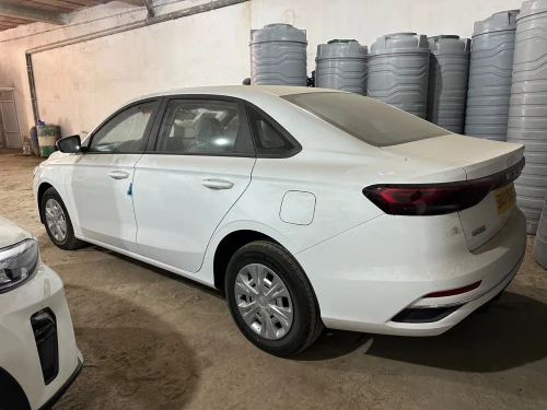 Geely Emgrand 2025 