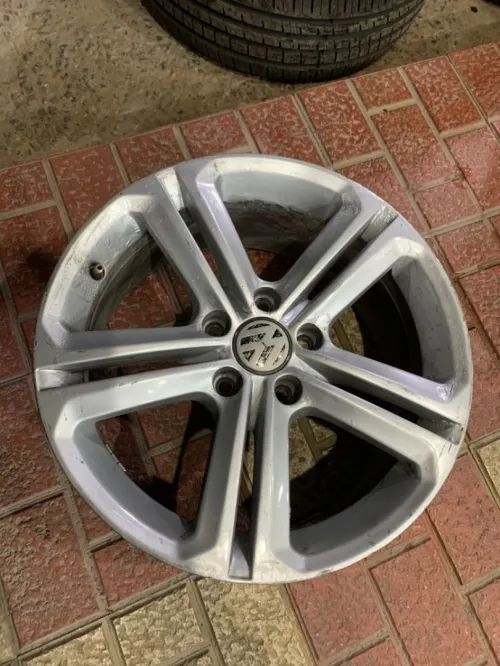 Jante Tiguan 2023 dorigine 20pouce 