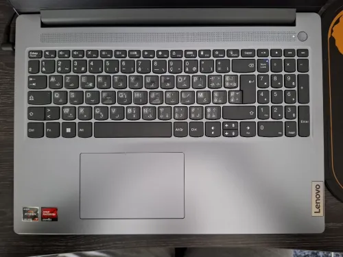 Lenovo Ideapad slim 3 16"
