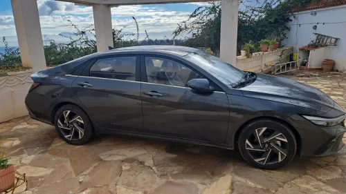 Hyundai Elantra 2025 GLX