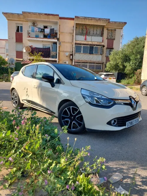 Renault Clio 4 2015 Ivory