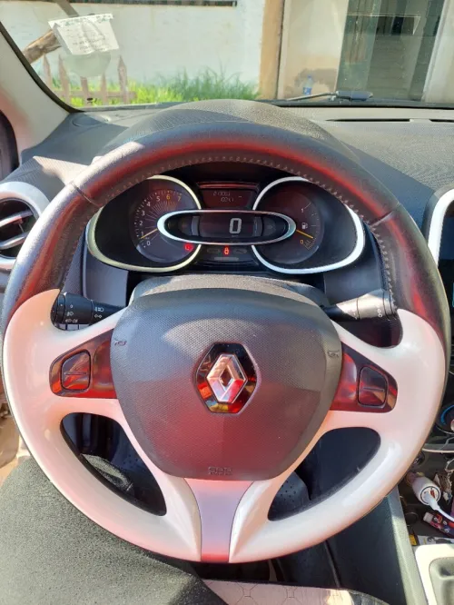 Renault Clio 4 2015 Ivory