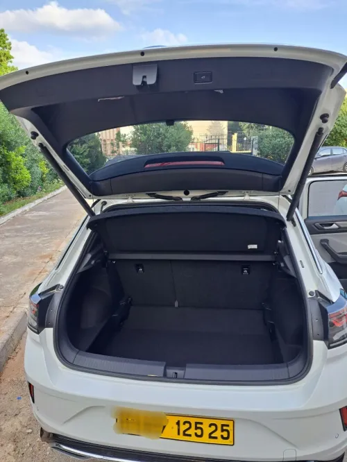Volkswagen T-Roc 2025 R-Line 