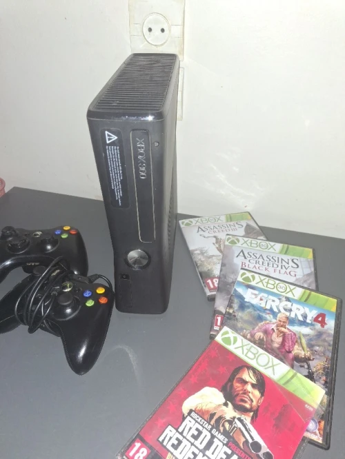 XBOX 360 SLIM