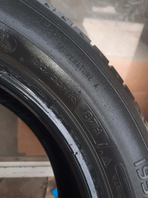 Pneu michelin occasion 195/55 r16
