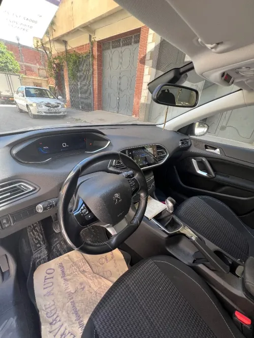 Peugeot 308 2021 Active