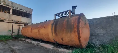 Citerne 40 tonnes avec moteur