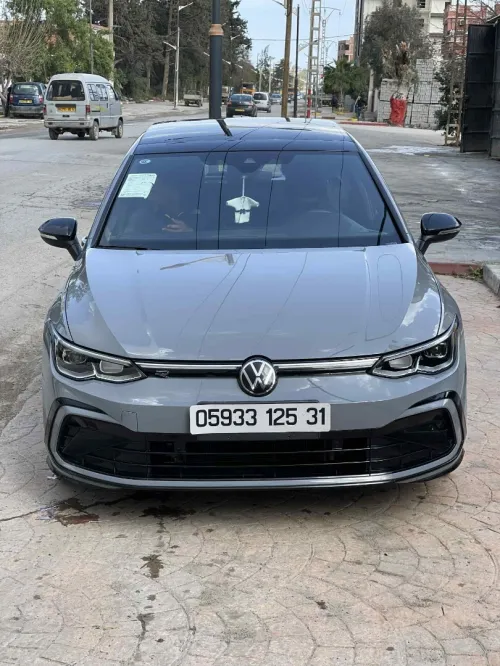 Volkswagen Golf 8 2025 R-Line
