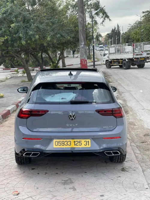 Volkswagen Golf 8 2025 R-Line