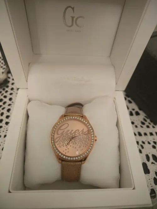 Guess collection