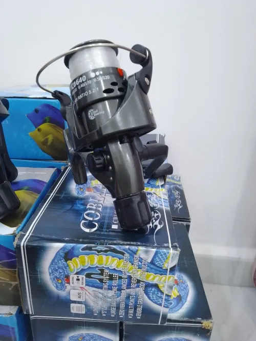 Canne à pêche pleine 3 mettre avec moulinet taille 5000