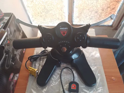 Guidon moto pour pc