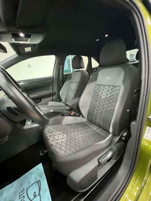 Volkswagen Taigo 2023 R-Line