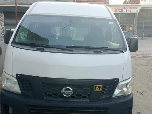 Nissan Urvan nv350 2015