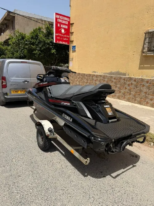 Yamaha 1800