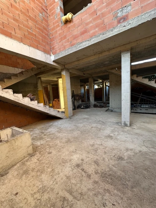 Entrepreneur entreprise travaux bâtiment tce