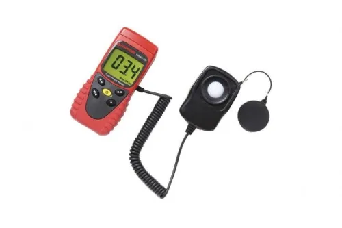 SOLAR-100 Appareil de mesure du rayonnement solaire Amprobe