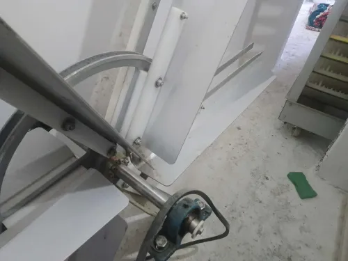 02 Groupes electrogaines + couvoir 24000