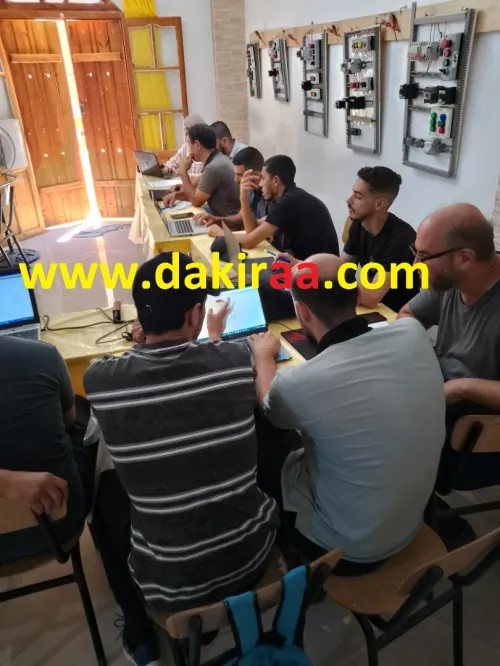 تكوين الكهرباء الصناعية (كل يوم السبت)