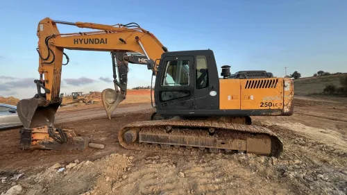 Hyundai LC7 250 2011