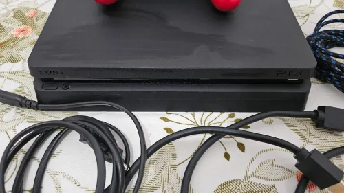 Playstation 4 Slim 1TB
