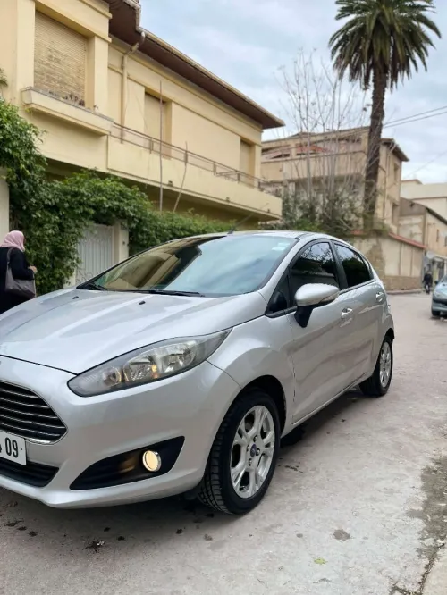 Ford Fiesta 2014 Trend Look