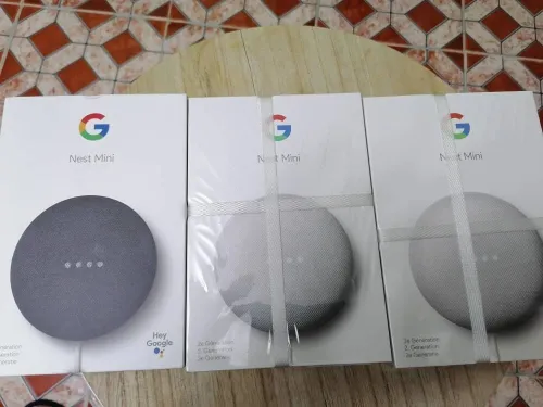 Enceinte intelligente GOOGLE Nest Mini noir/blanc - Wifi et Bluetooth 5.0 rapatriée de France "CABA"