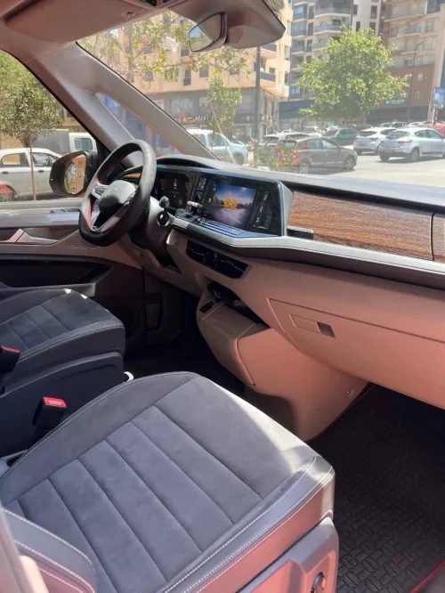Volkswagen Multivan 2023 