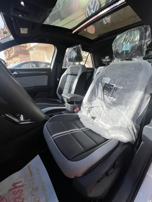 Volkswagen T-Roc 2025 R-Line 