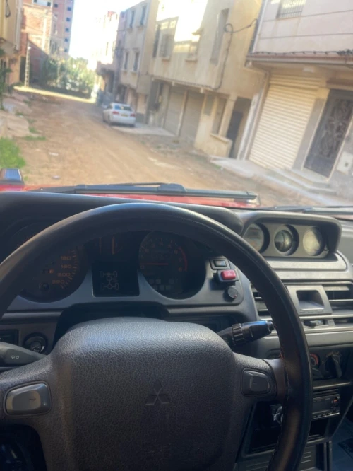Mitsubishi Pajero Court 1996 