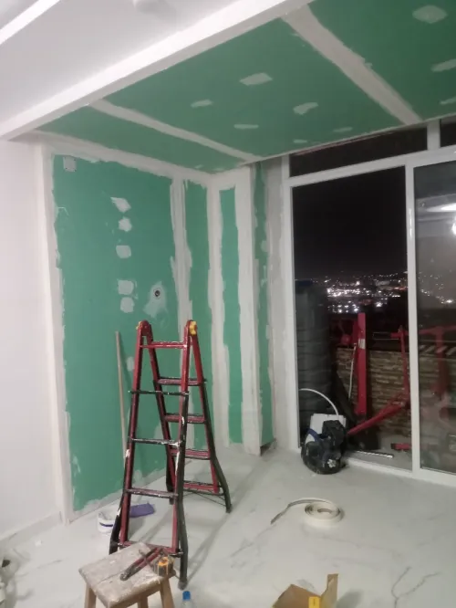  Professionnel en placoplâtre, électricité, PVC, carrelage et peinture 