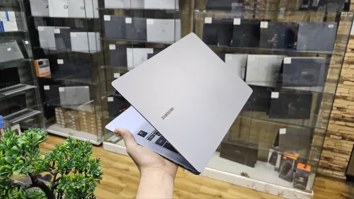 Samsung galaxy book 4 pro