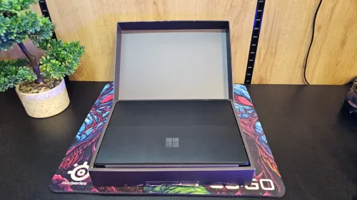 Surface laptop pro 11EME generation 2024