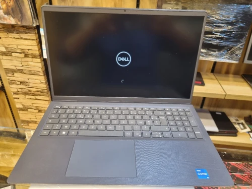 DELL VOSTRO 3520
