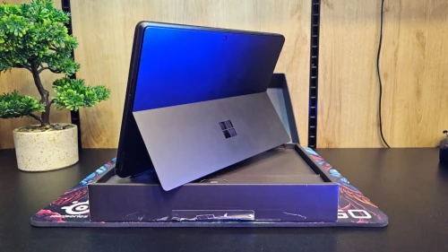 Surface laptop pro 11EME generation 2024