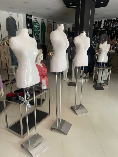 Equipments magasin femme 